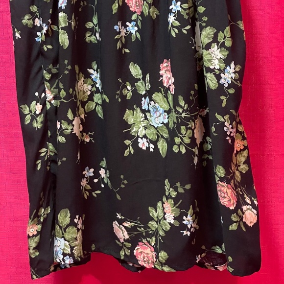 NWT RUE21 BLACK FLORAL DRESS SIZE S - Picture 10 of 16